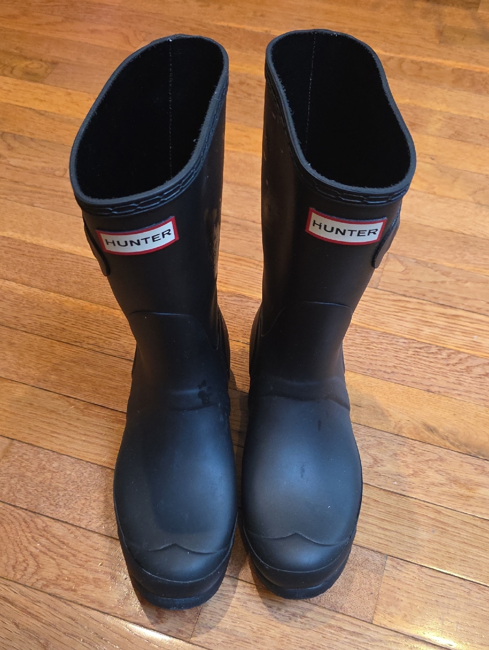 Hunter Matte Black Mid-Calf Rain Boots, Size 9